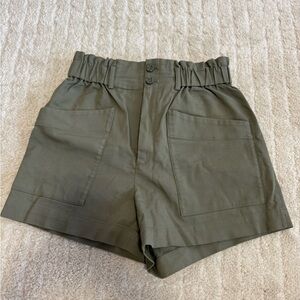 & Other Stories Khaki Women's Cargo Shorts